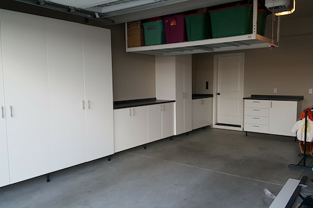 Custom Garage Cabinets vs. Big-Box Storage: Why Design Matters